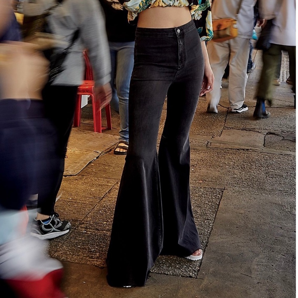 Free People Just Float On Flares Size 25
